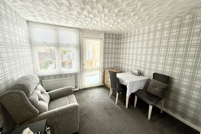 7, Earleston Walk, Hartlepool photo 4