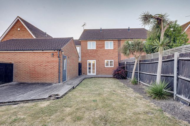 26, Temple Way, Rayleigh photo 4
