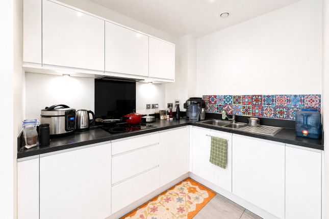 Bellow House, 14, Gayton Road, London photo 3