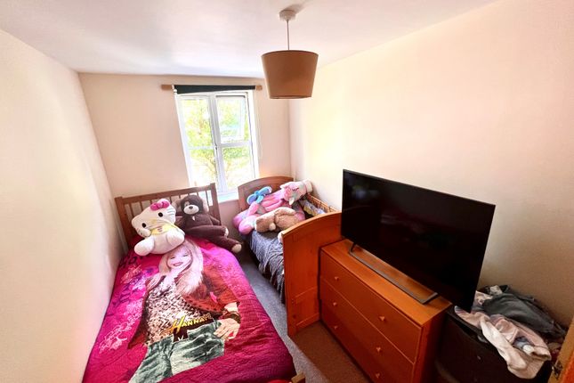 43, Bristol photo 5
