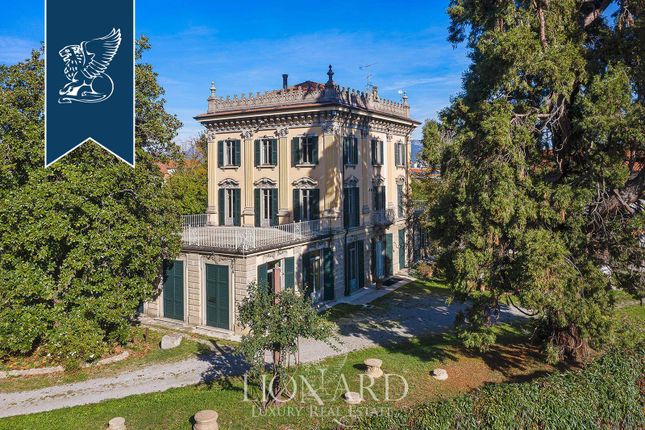 Villa for sale in Lomagna, Lecco, Lombardia