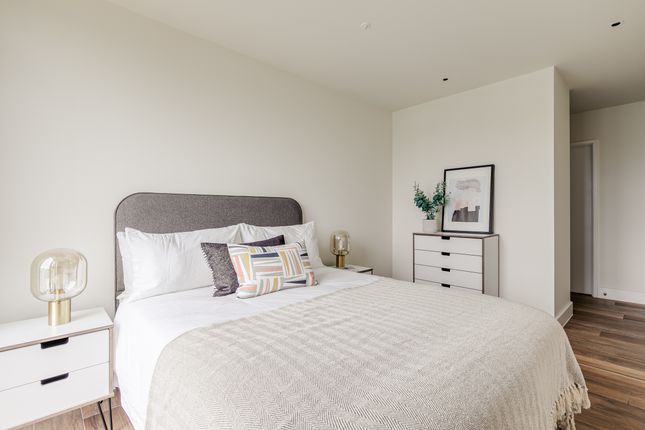 Thumbnail Flat to rent in Copperas Street, London