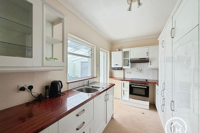 46, Broadway, Gillingham photo 2