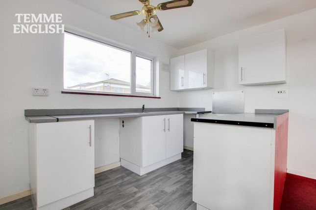 120 Polsteads, Basildon photo 3