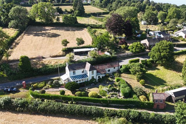 3-bed house on Hazeldean, May Hill, £595,000