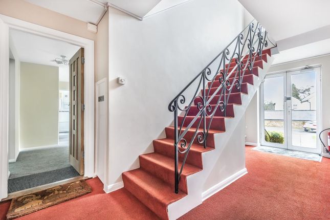 Flat for sale in Sunningdale, Berkshire