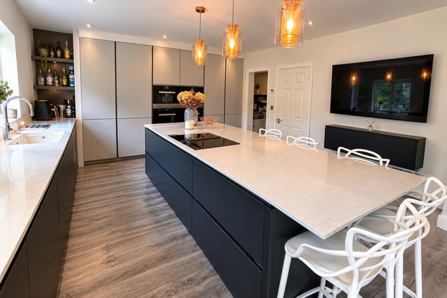 5, Beningfield Drive, St. Albans photo 4