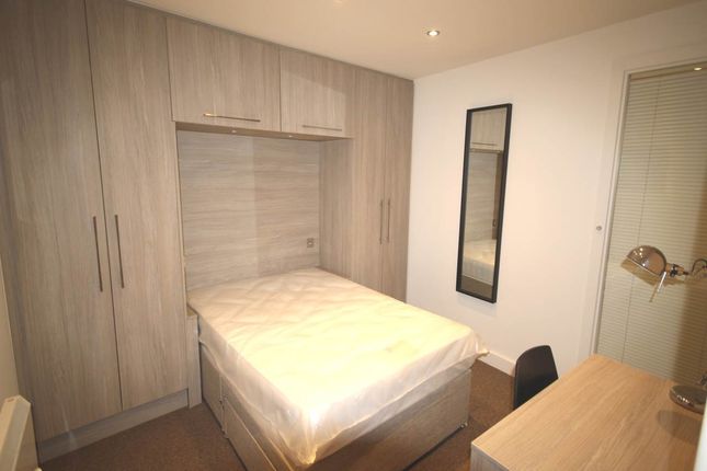 Apartment 16, 26-30 Sunbridge Road, Bradford photo 4