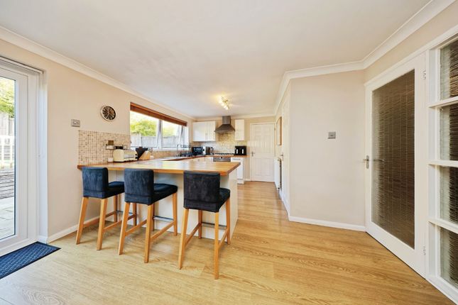 3, Kingston Close, Dover photo 3