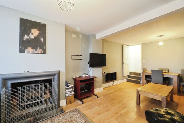 113, Main Road, Alfreton photo 3