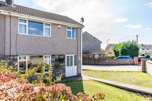 48 Heol Gwrgan, Pontypridd photo 2