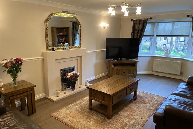 Detached house for sale in Spinners Way, Lower Hopton, Mirfield