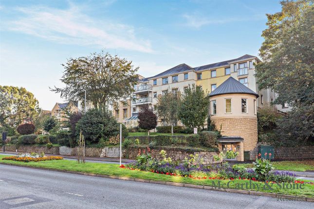 1-bed flat on Tregolls Road, Truro, £145,000