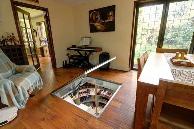 24, Lackmore Gardens, Reading photo 4