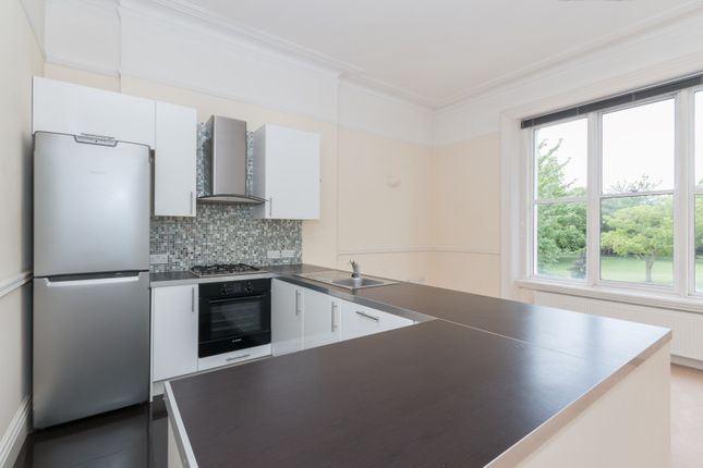 Flat to rent in Spencer Park, London