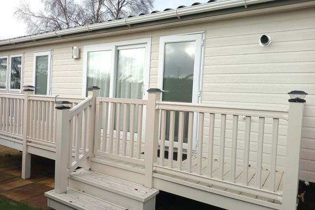 2-bed caravan on TG169, Ribble Valley Country & Leisure Park, Clitheroe, £89,950
