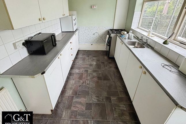41 Grange Road, Stourbridge photo 4