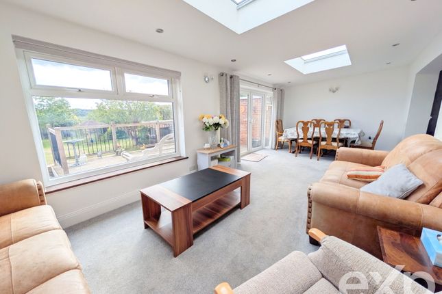 102, Glebe Lane, Maidstone photo 2
