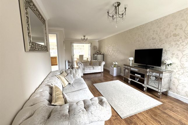 39, Field Drive, Barnsley photo 2