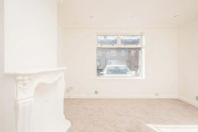 254, Stamford Road, Dagenham photo 2