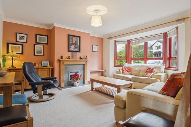 8 The Oaks, Glasgow photo 3
