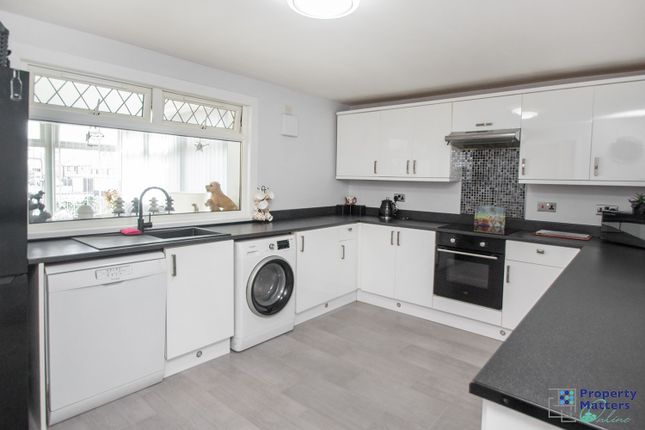 3 Brodie Place, Kilmarnock photo 4