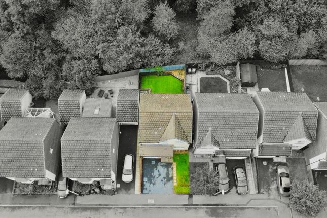 25, Clos Y Wern, Swansea photo 2