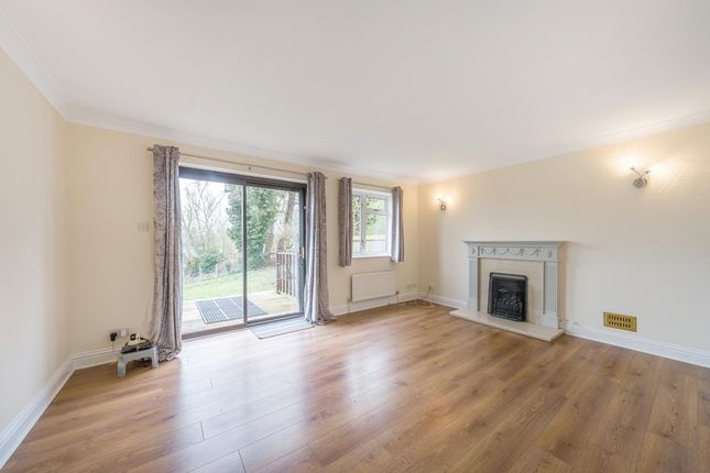 Detached house to rent in Maidenhead, Berkshire