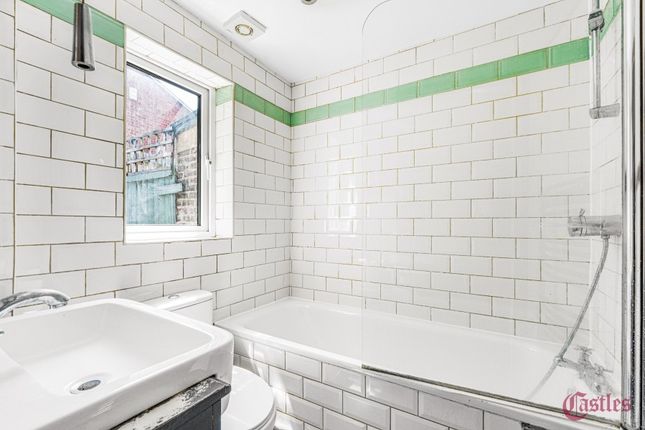 126, Tottenhall Road, Palmers Green photo 3