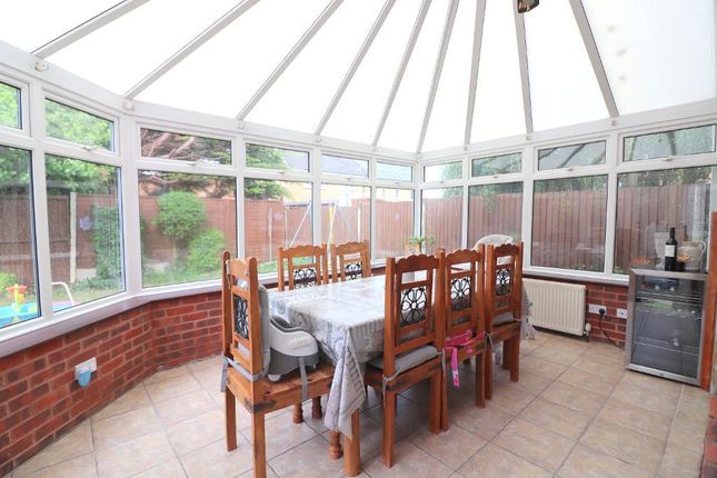 16, Leamington Road, Luton photo 4