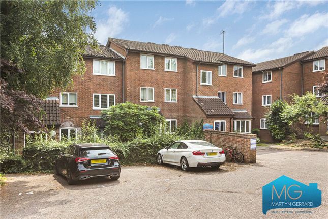 18, Laburnum Close, London photo 3