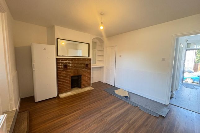 101, Abercromby Avenue, High Wycombe photo 2