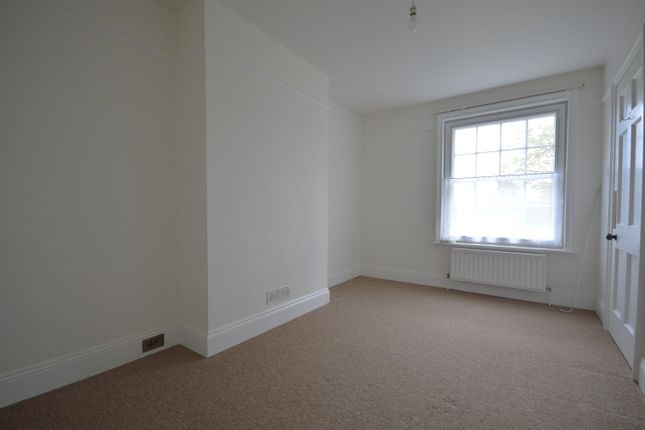 Detached house to rent in 6 Priory Road, Chichester, West Sussex