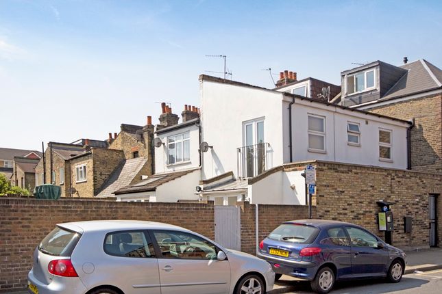 Cottage for sale in Penwith Road, Southfields