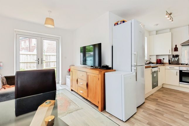 1, Orchard Court, Leicester photo 5