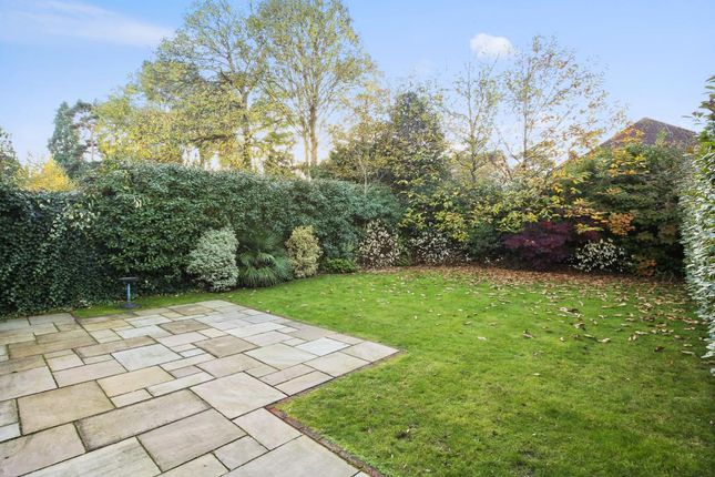 Terraced house to rent in Selborne Place, Old Avenue, Weybridge, Surrey