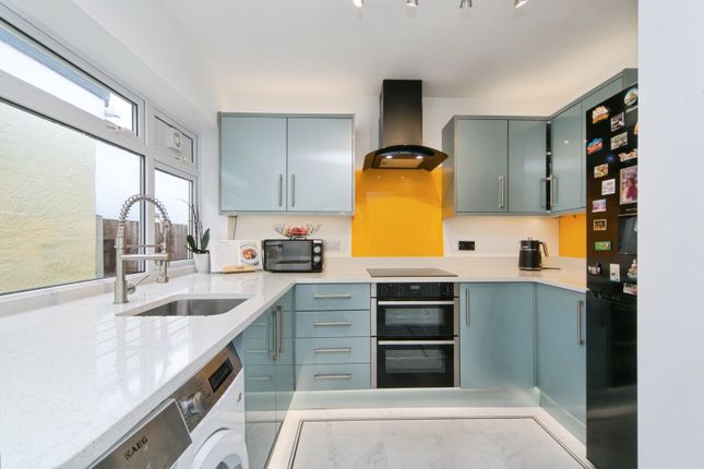 17, Canterbury Lane, Rhos on Sea photo 2