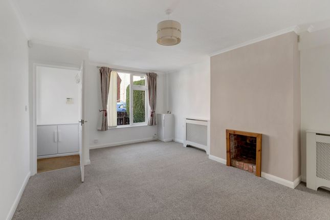77 Woolmer Road, Nottingham photo 3