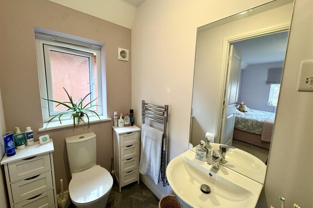 En Suite Shower Room