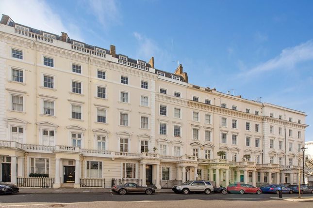 Flat 12, 79-81, St. Georges Drive, London photo 4