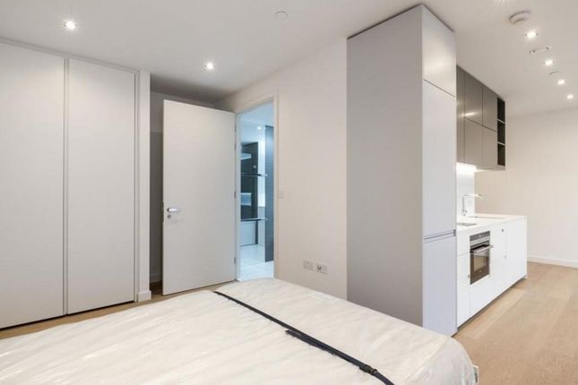 Apt F7-10, Plimsoll Building, London photo 2