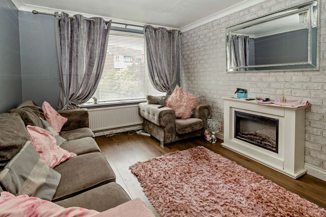 79, York Road, Connahs Quay photo 4