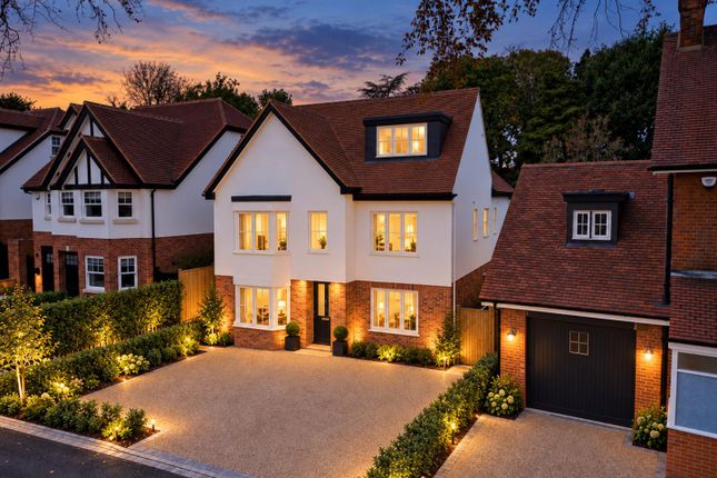 5-bed detached on Priests Lane, Brentwood, £2,500,000