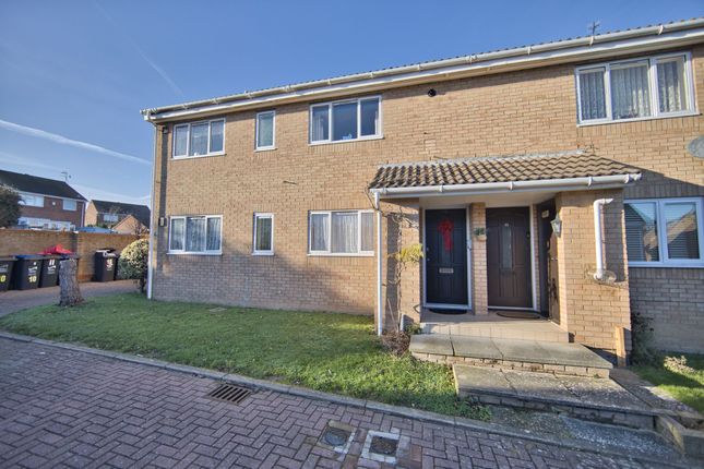 Flat for sale in Alkham Close, Cliftonville