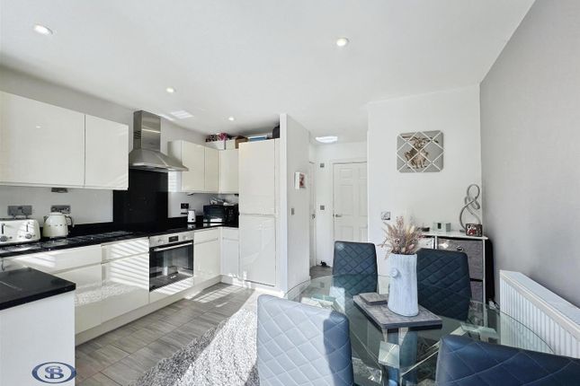 24, Crawford Drive, Congleton photo 2