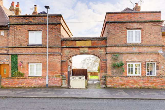 2-bed house on 230 Tollerton Lane, Nottingham, £220,000