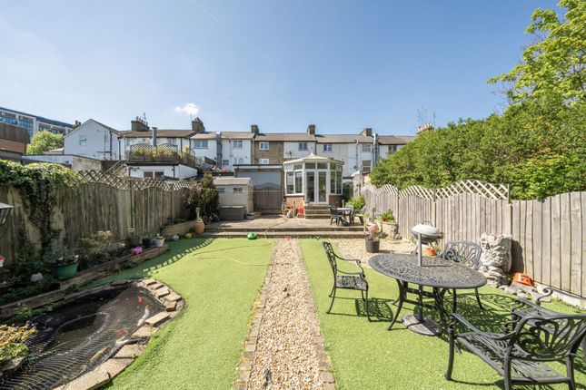 4-bed house on 14 Lytton Road, Barnet, £975,000