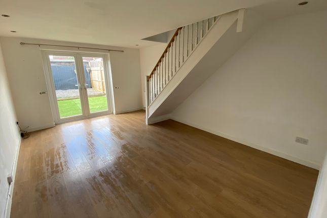 7, Heol Ewenny, Bridgend photo 4