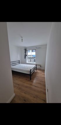 220 G/23, Wallace Street, Glasgow photo 5