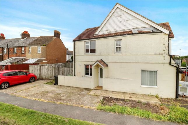 Thumbnail Flat for sale in Station Road, Polegate